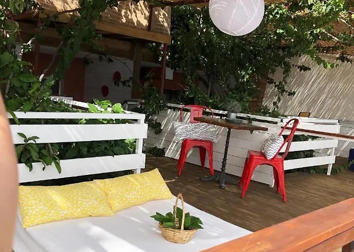 Pembe Yunus * Bozburun