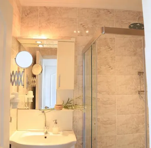 Pembe Yunus Ξενοδοχείο *